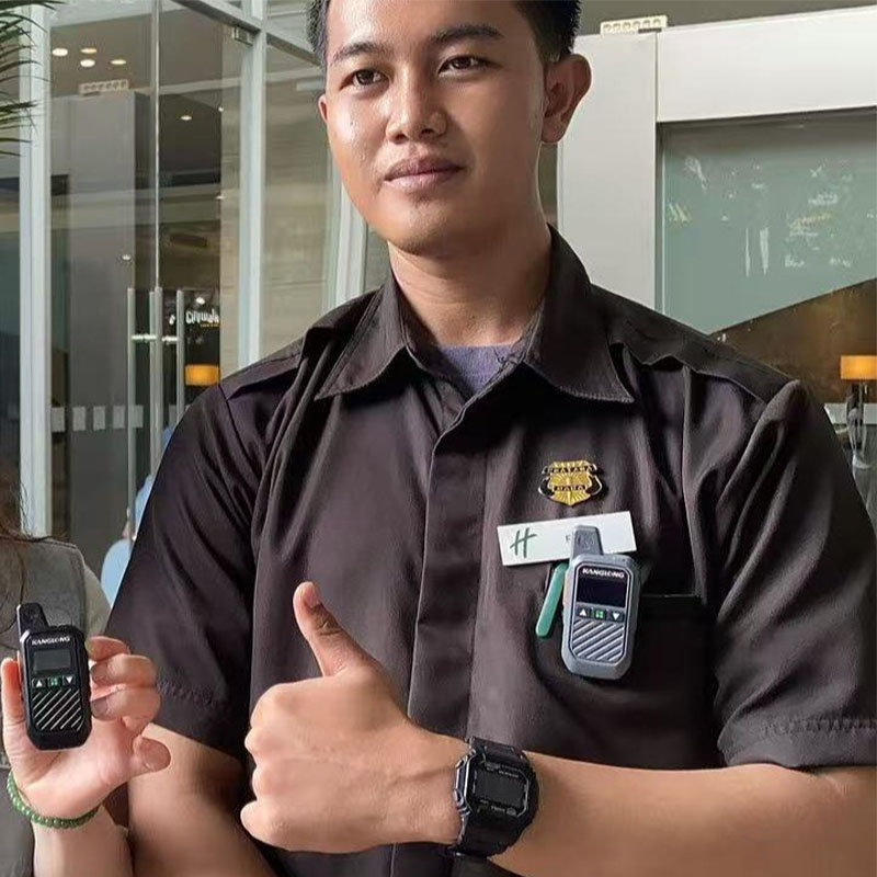 كانغلونغ في غلوبال سورسز: 15 عامًا من الخبرة الإذاعية تلتقي بإندونيسيا (أكتوبر 2025)